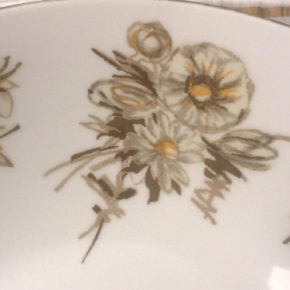 Vintage Narumi china serving bowl - Picture 3 of 9